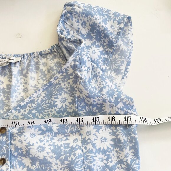 NWT American Eagle Top with Tie Front Detail Blue White Floral Print- Size Small - Picture 5 of 8